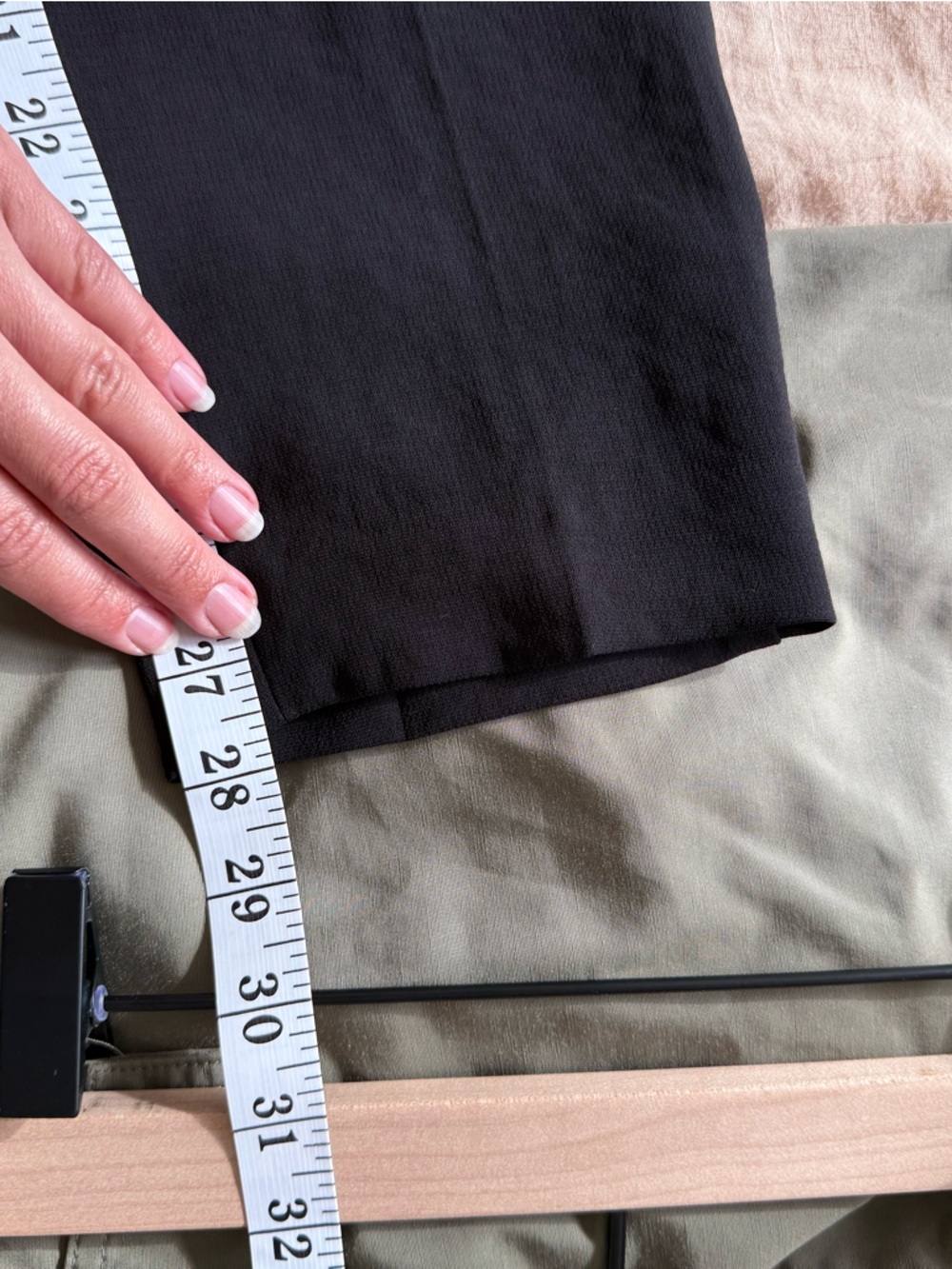 Express Black Women's Tailored Dress Trousers - Picture 6 of 9
